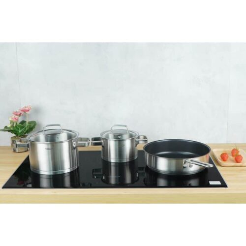 anh thuc te bep tu ba vung nau chefs eh ih536