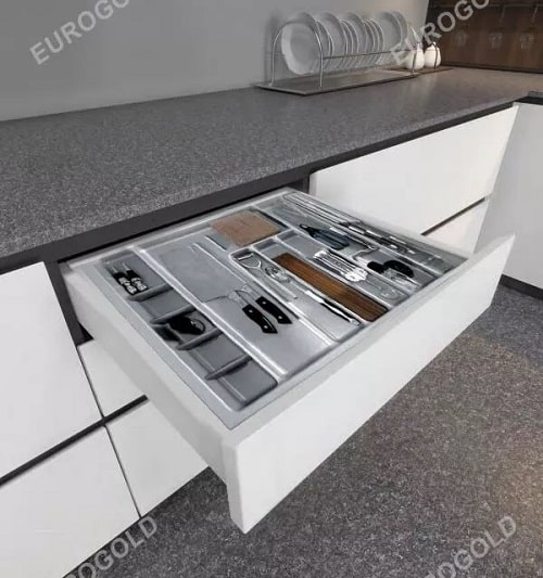 Khay chia thìa nĩa dao chất liệu nhựa cao cấp Eurogold ETP900 Khay chia thìa nĩa dao chất liệu nhựa cao cấp Eurogold ETP900