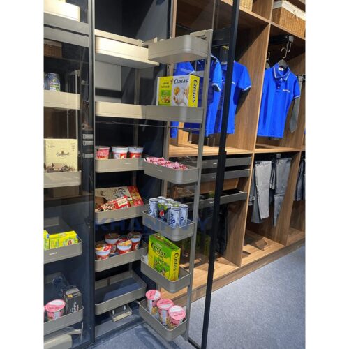 Hình ảnh thực tế tủ kho 6 tầng cánh mở Eurogold EUM6L660G